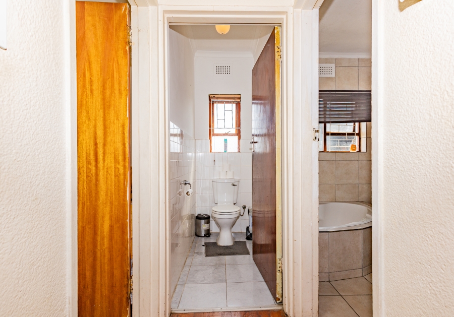 4 Bedroom Property for Sale in Fairfield Estate Western Cape